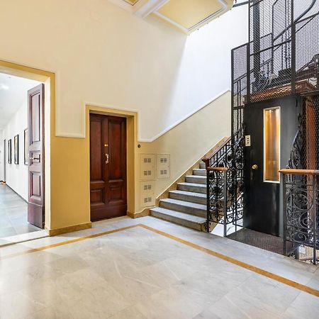 San Marco White Appartamento Luxury Con Garage Su Richiesta فلورنس المظهر الخارجي الصورة